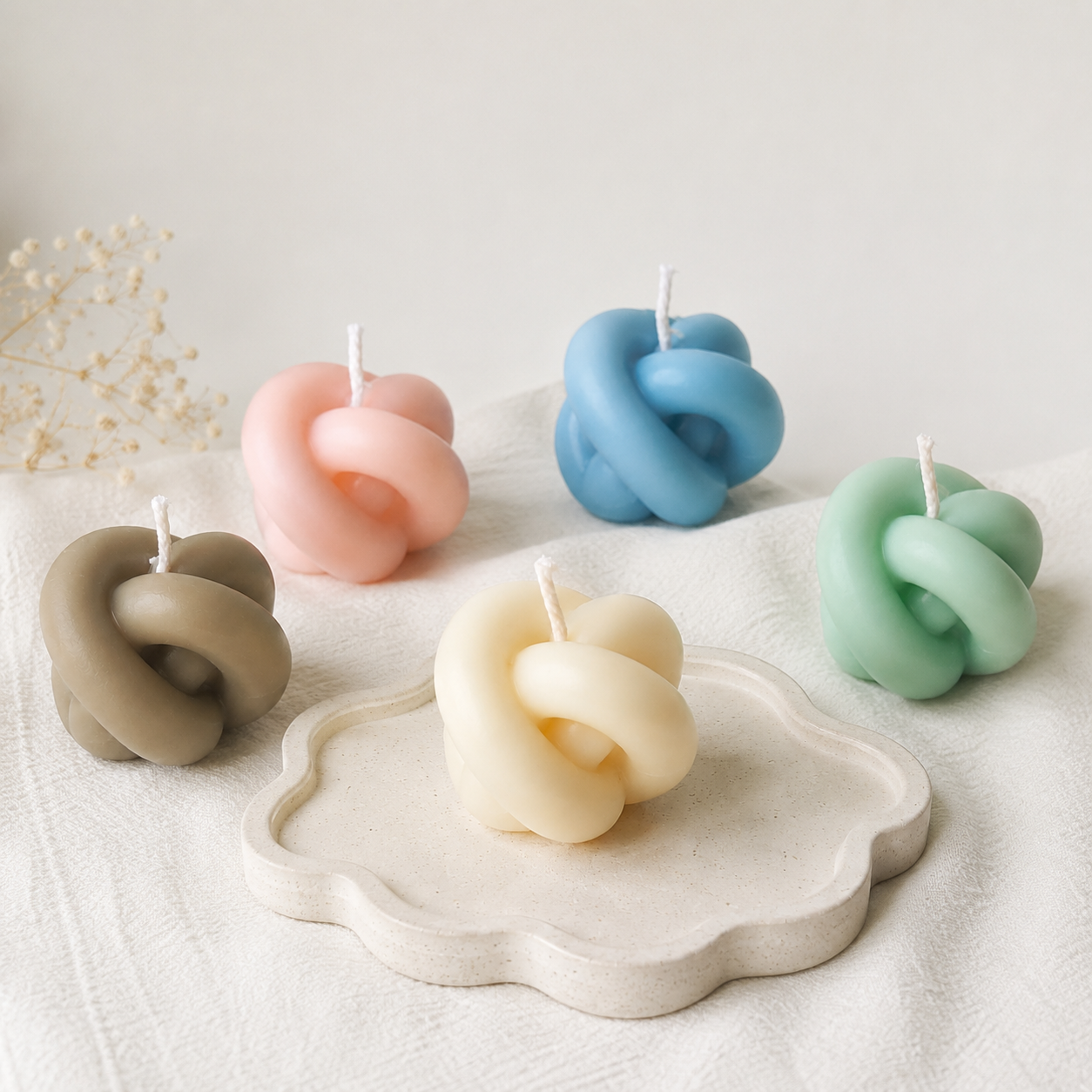 Knot Candle